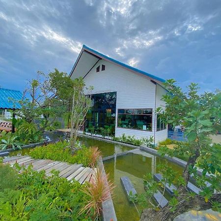 Srihome ยายศรีโฮมแอนแคมป์ปิ้ง Ban Don Tum Dış mekan fotoğraf