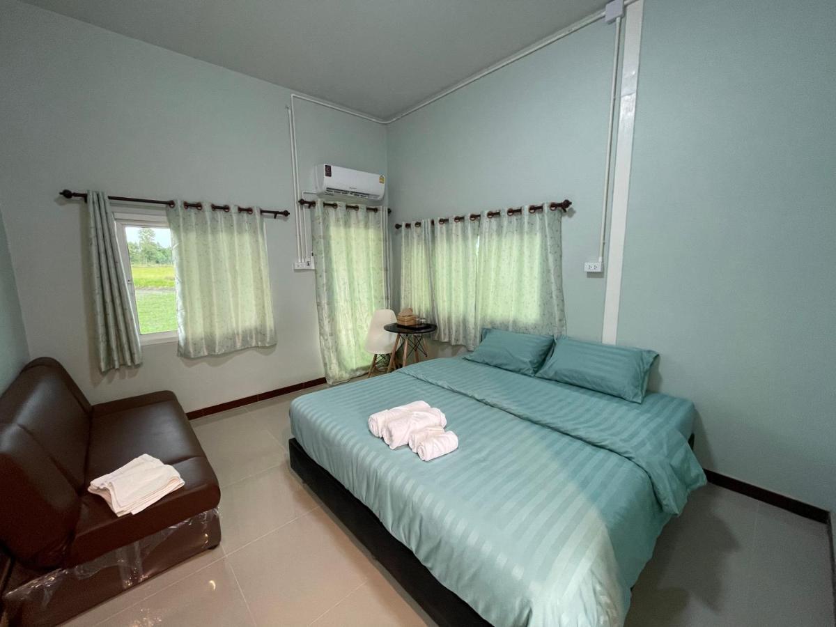Srihome ยายศรีโฮมแอนแคมป์ปิ้ง Ban Don Tum Dış mekan fotoğraf