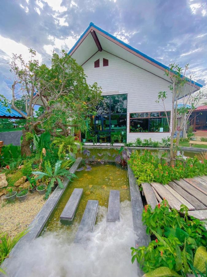 Srihome ยายศรีโฮมแอนแคมป์ปิ้ง Ban Don Tum Dış mekan fotoğraf