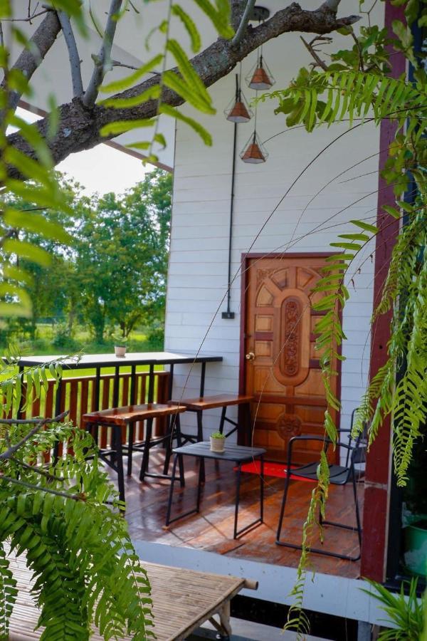 Srihome ยายศรีโฮมแอนแคมป์ปิ้ง Ban Don Tum Dış mekan fotoğraf